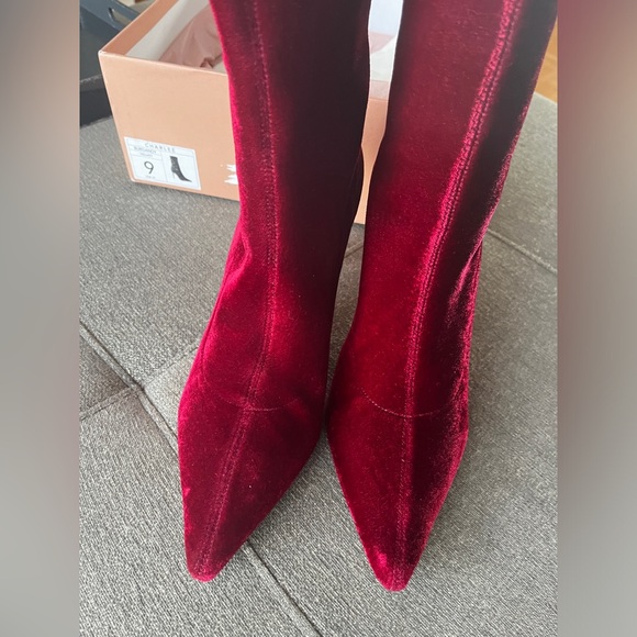 BLACK SUEDE STUDIO VELVET ANKLE BOOTS SIZE 9- burgundy-style name -CHARLIE - Picture 1 of 9